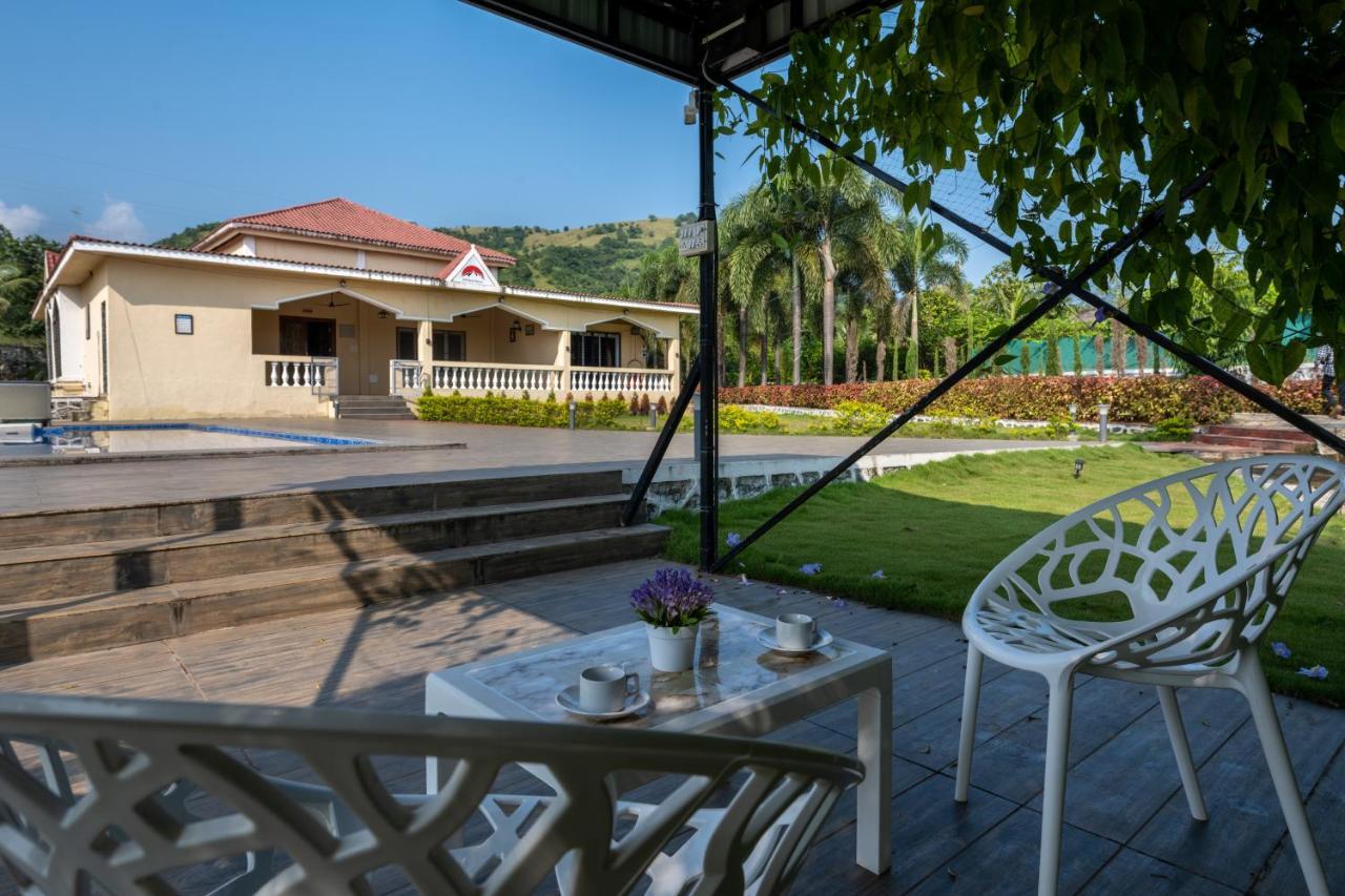 Hillrock Resort & Villas, Neral-Karjat Exterior foto