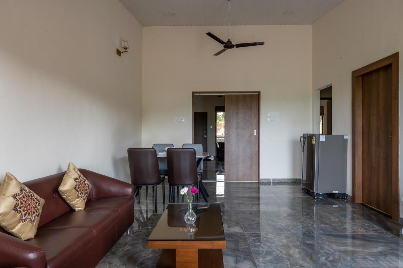 Hillrock Resort & Villas, Neral-Karjat Exterior foto