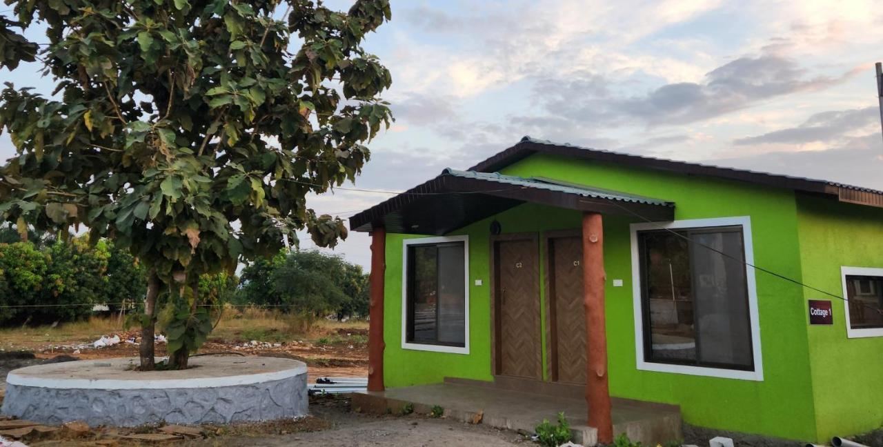 Hillrock Resort & Villas, Neral-Karjat Exterior foto