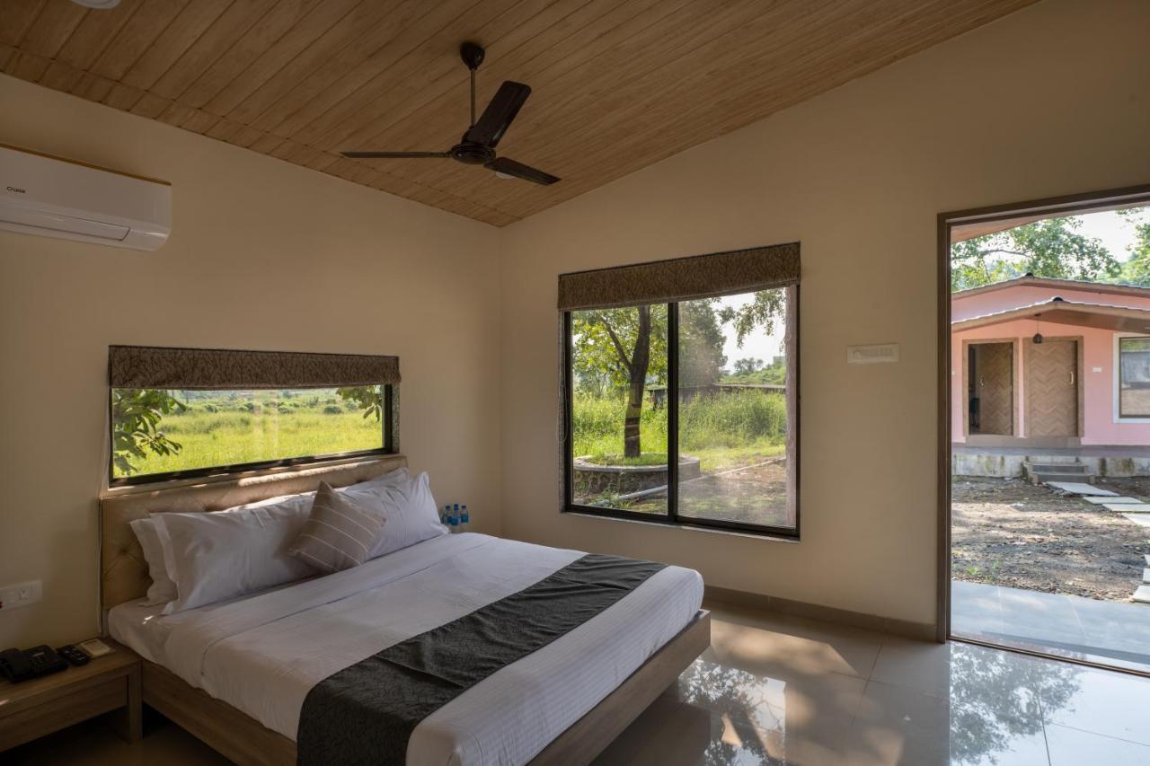 Hillrock Resort & Villas, Neral-Karjat Exterior foto